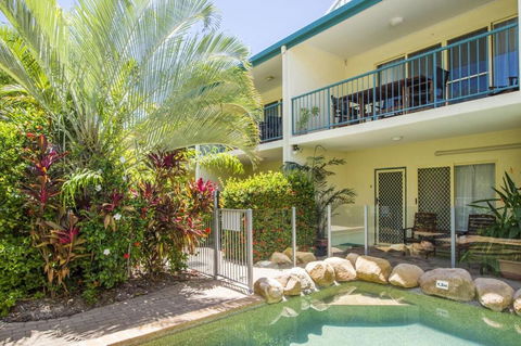 SAILS 9 Beachfront Getaway Horseshoe Bay - Darwin Holiday 2