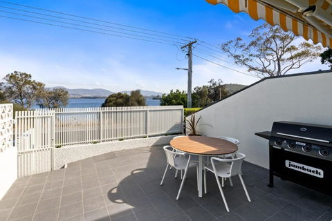 Rose Bay Riverfront - Dreamy Luxury By The Water - Darwin Holiday 3