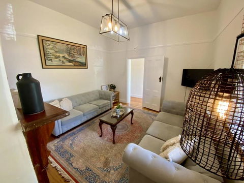 Roseland Cottage - CBD Heritage - Darwin Holiday 2