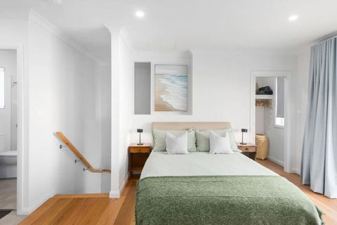 Rockpool Escape - A Coastal Refresh Near The Marina - Darwin Holiday 0