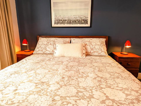 Room @ 88 - Darwin Holiday 1