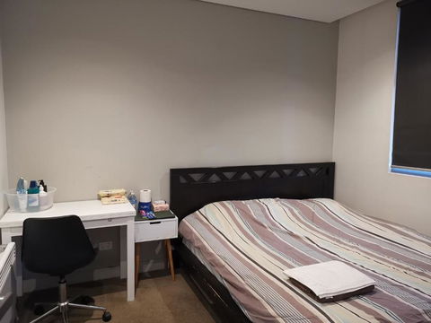 Room With King-size Bed Close To Melbourne CBD & Southern Cross Station - Darwin Holiday 0