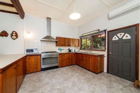 Rose Cottage Nannup - Darwin Holiday 1