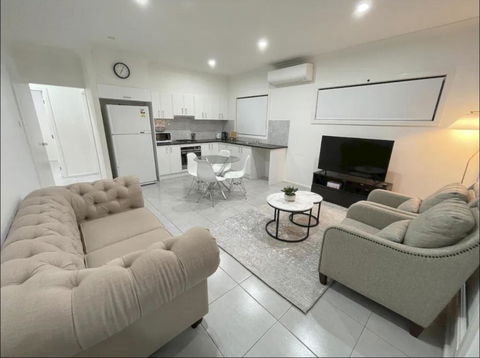Rosehill Guest House - Darwin Holiday 1