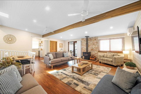 Rosemill Cottage - Mobility Friendly Accommodation Never Looked Better! - Darwin Holiday 1