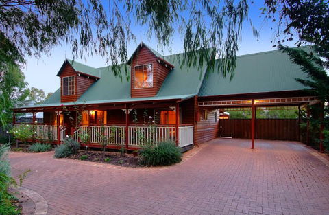 Rosewood Cottage - Darwin Holiday 2