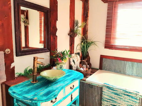 Rosewood Cottage -Entire 2 Bedroom Home With Netflix & WiFi - Darwin Holiday 3