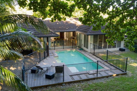 Roya On Mission - Beachfront - Wongaling - Family - Darwin Holiday 0