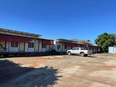 Royal Mail Hotel - Meekatharra - Darwin Holiday 1