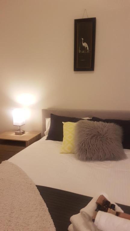 Royal Hotel Yass - Darwin Holiday 3
