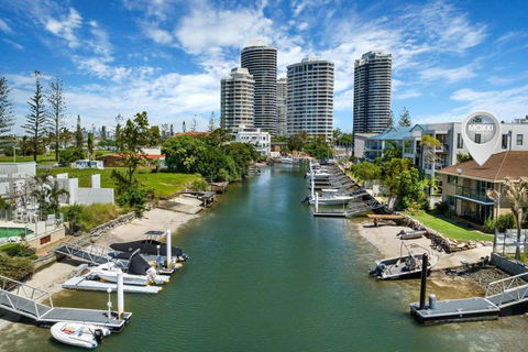 Runaway Bay Waterfront Delight - Darwin Holiday 0