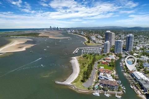 Runaway Bay Waterfront Delight - Darwin Holiday 1