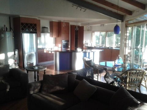 Rural Setting Getaway - Contractors, Families - Darwin Holiday 0
