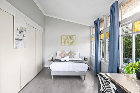 Rustic Grand Double Room - Centrally Located - Darwin Holiday 3