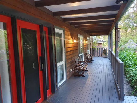 Rustic Queen Of Leura - Darwin Holiday 3
