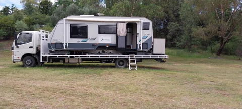 RV Caravan In Rural Setting On Edge Of Town Close To AgQuip - Darwin Holiday 1