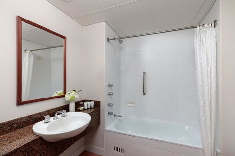 Rydges Bankstown - Darwin Holiday 2