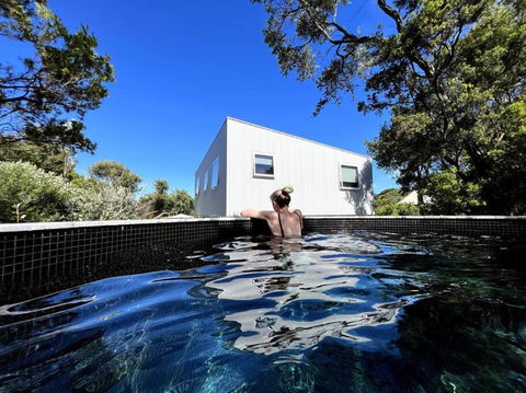 Rye Glass House - Architectural Escape - Darwin Holiday 1