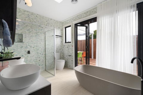 Rye LOCAL Luxe III - Darwin Holiday 3