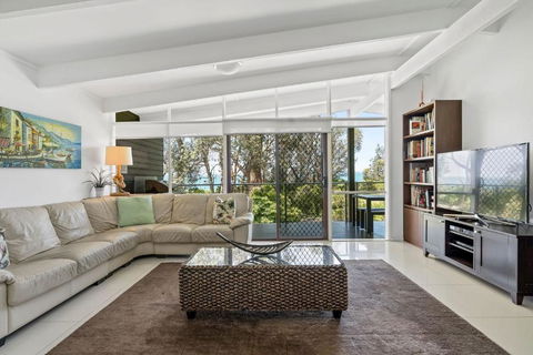 Sabia Beach House Vincentia - Darwin Holiday 0