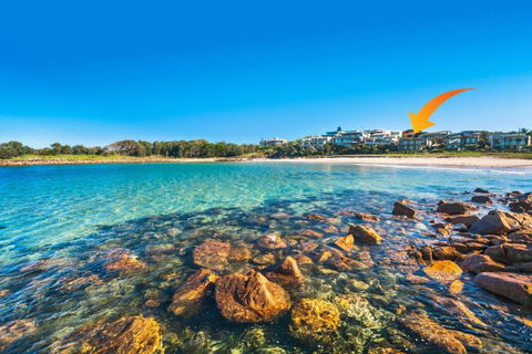 Sails On The Beachfront - Exclusive Seaside Home - Darwin Holiday 1