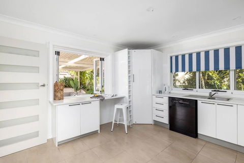 Salamander Sanctuary - Darwin Holiday 3