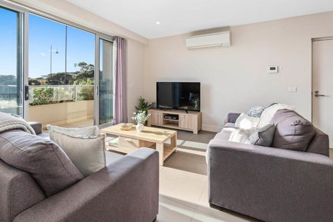 Salt Five Apartment Sorrento - Main Street Location - Darwin Holiday 1
