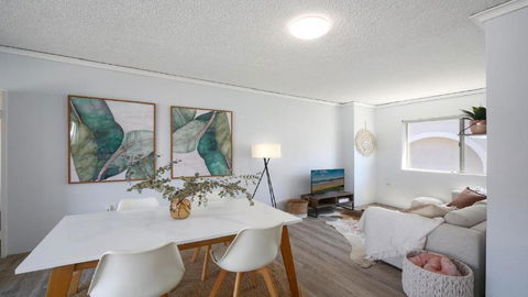Salt Life Short Walk To Beach, Shops Cafes Accom Holidays - Darwin Holiday 3