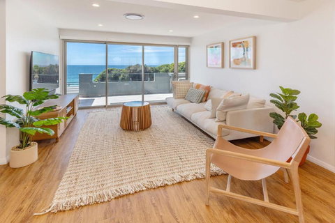 Salt & Serenity, Forster Beach IH - Darwin Holiday 1