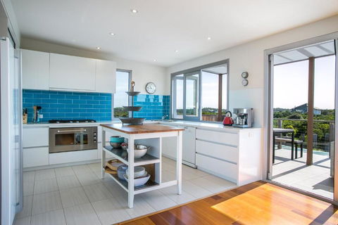 Saltaire - Darwin Holiday 2