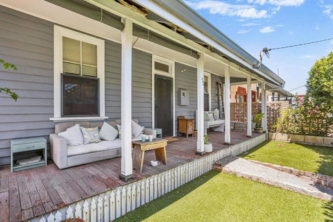 Saltbush Cottage In Fabulous South Fremantle - Darwin Holiday 0