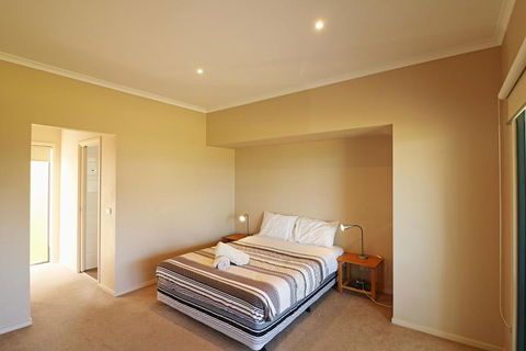 Saltwater Apartments - Darwin Holiday 2