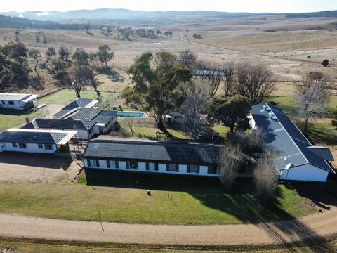 San Michele Adaminaby - Darwin Holiday 0