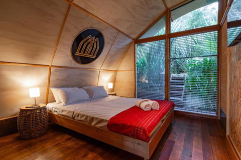 Sanctuary - Bruny Island - Darwin Holiday 2