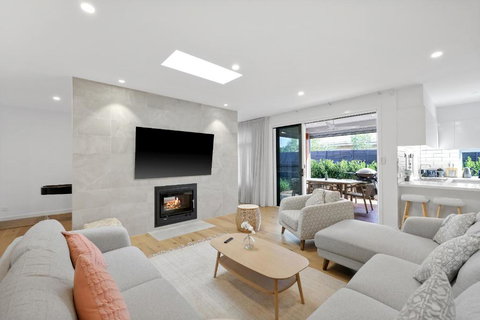 Sanctuary Of Hope By Ready Set Stay - Cowes - Darwin Holiday 1