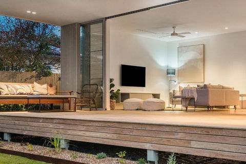 Sanctuary On Browning - Darwin Holiday 2