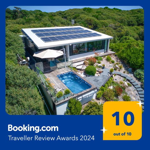SALT Luxury Couples Villa - Darwin Holiday 1