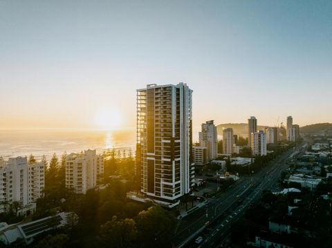 Sandbar Burleigh - Darwin Holiday 0