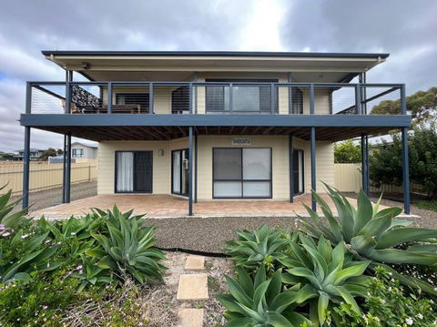 Sandcastle - A Esplanade Place, Stunning Views - Darwin Holiday 3