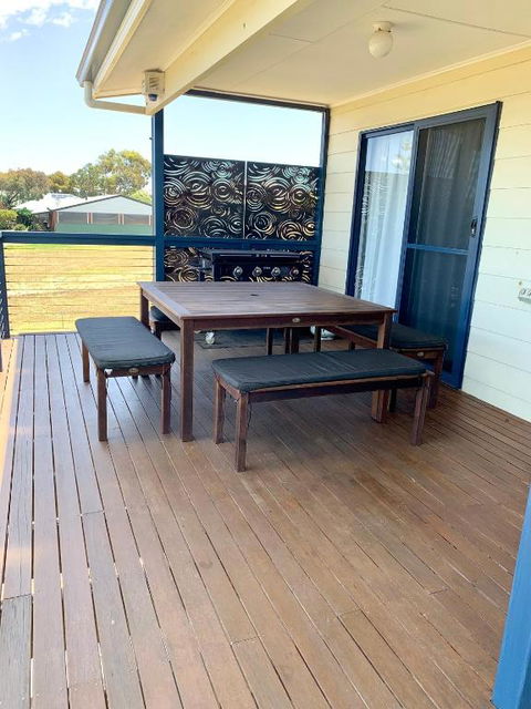 Sandcastle - A Esplanade Place, Stunning Views - Darwin Holiday 2