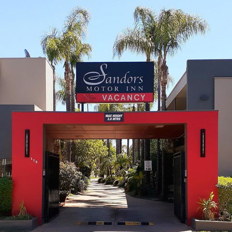 Sandors Motor Inn - Darwin Holiday 0