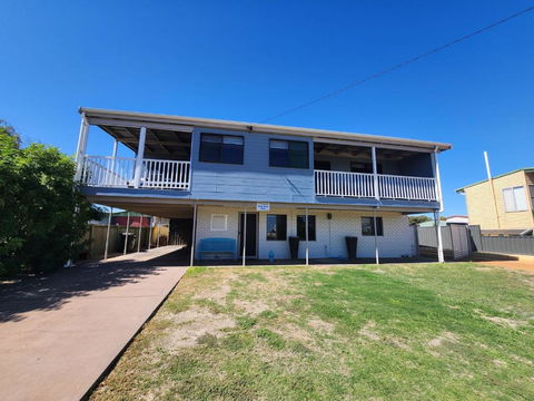 Sands Beach House - Darwin Holiday 1
