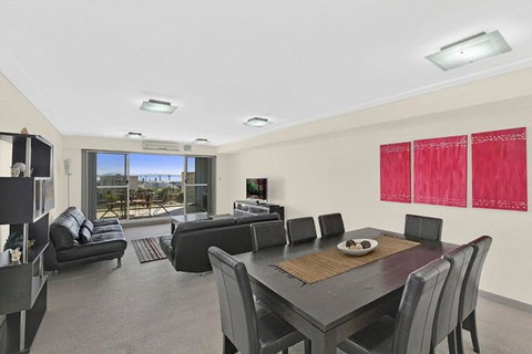 Sandy Cove Apartment The Entrance 46 - Darwin Holiday 0