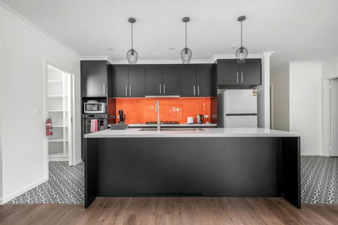 Sensational New Townhouse - Darwin Holiday 2