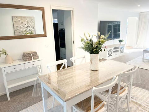 SERENITY STAYS Mount Martha Mornington Peninsula - Darwin Holiday 2