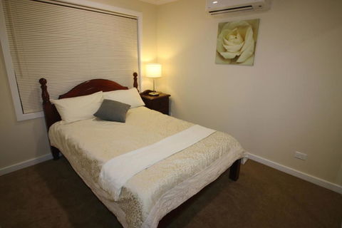 Silver House - Melbourne Airport Accommodation - Darwin Holiday 2