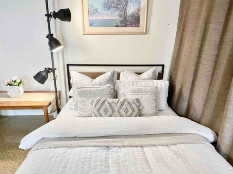 Spacious Self-Contained Guest Suite - Darwin Holiday 1