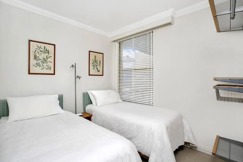SPF13-Sunny, Spacious, Highly Convenient Apartment - Darwin Holiday 3