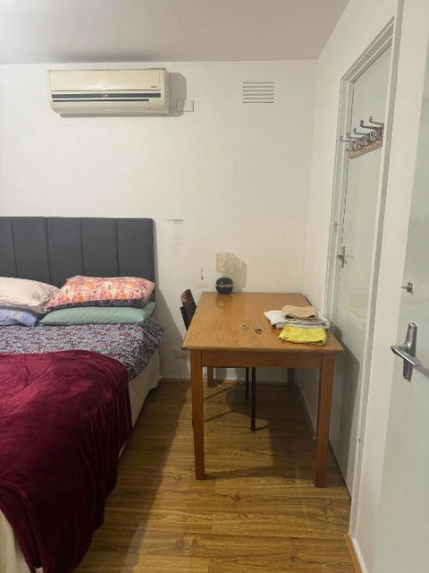 Springvale Couple Room For Rent - Darwin Holiday 2