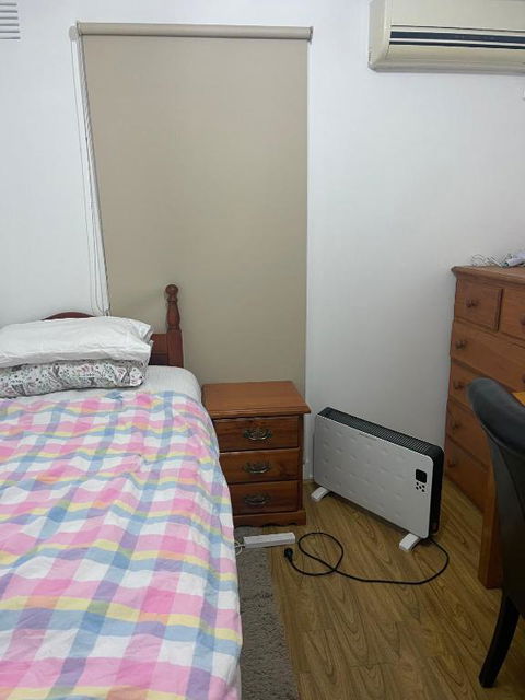 Springvale Single Room For Rent - Darwin Holiday 2